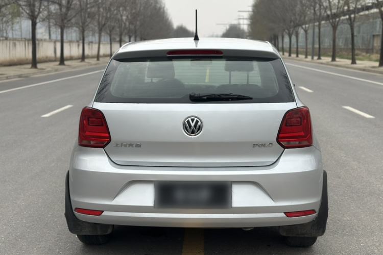 Used Volkswagen Polo 2016 1.4L Manual Fashion Model Exterior 1