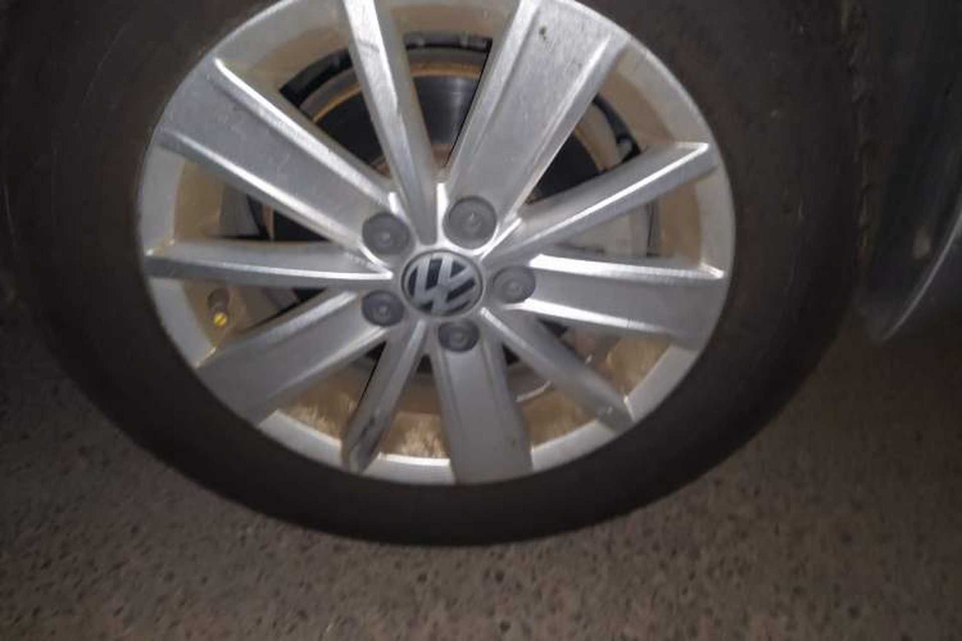 Used Volkswagen Polo 2016 1.4L Automatic Trendy Model Right Front Wheel Hub