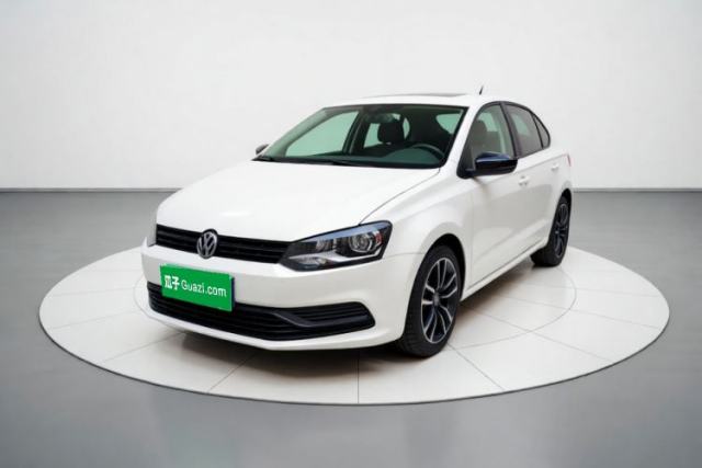 Ojetý Volkswagen Polo 2016 1.4L Automatic Trendy Model