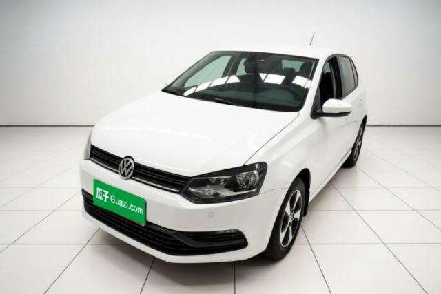 Ojetý Volkswagen Polo 2016 1.4L Automatic Trendy Model