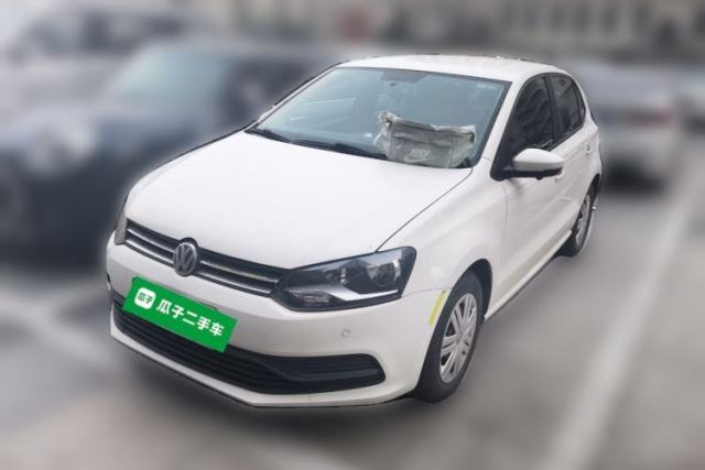 Ojetý Volkswagen Polo 2016 1.4L Automatic Trendy Model