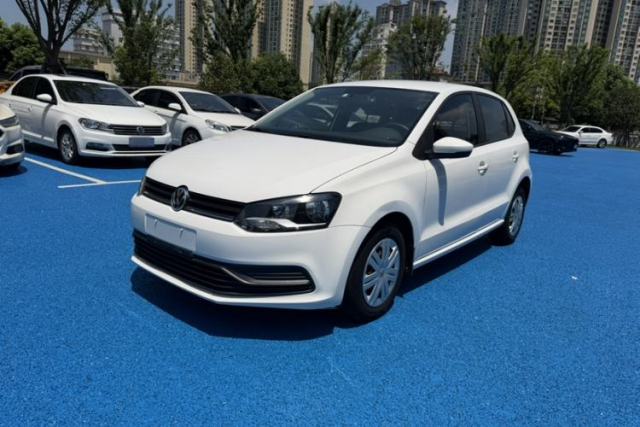Ojetý Volkswagen Polo 2016 1.4L Automatic Trendy Model