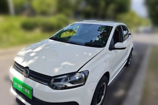 Used Volkswagen Polo 2016 1.4L Manual Fashion Model