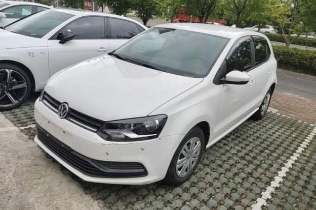 Gebrauchter Volkswagen Polo 2016 1.4L Manual Fashion Model