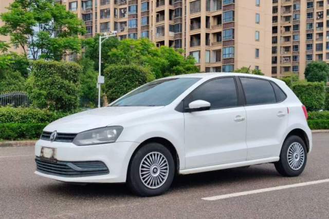 Used Volkswagen Polo 2016 1.4L Manual Fashion Model