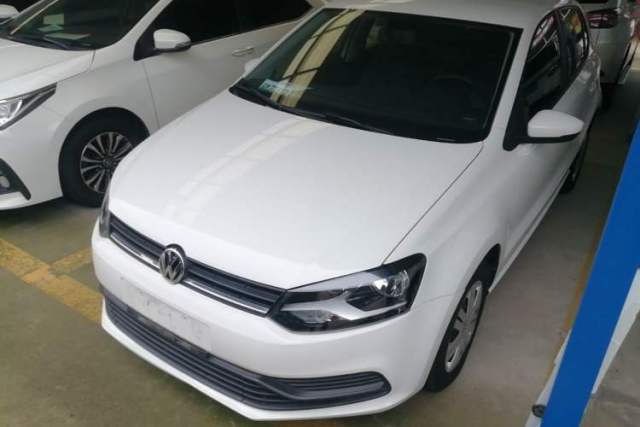 Ojetý Volkswagen Polo 2016 1.4L Automatic Trendy Model