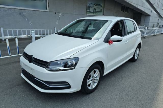 Ojetý Volkswagen Polo 2016 1.4L Manual Fashion Model