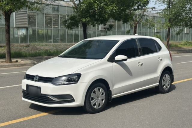 Ojetý Volkswagen Polo 2016 1.4L Manual Fashion Model