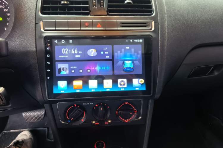 Used Volkswagen Polo 2016 1.6L Automatic Comfort Model Audio And AC Panel