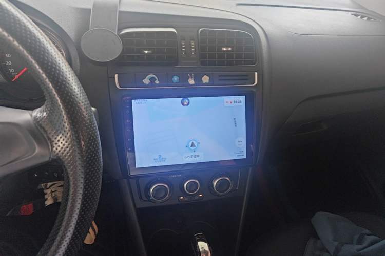 Used Volkswagen Polo 2016 1.4L Automatic Trendy Model Audio And AC Panel