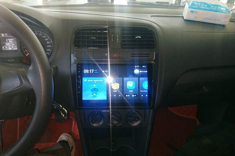 Used Volkswagen Polo 2016 1.4L Manual Fashion Model Audio And AC Panel