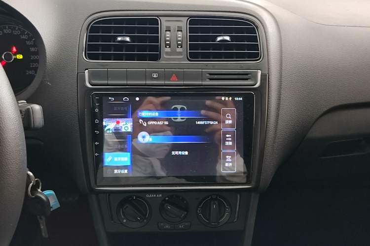 Used Volkswagen Polo 2016 1.4L Automatic Trendy Model Audio And AC Panel
