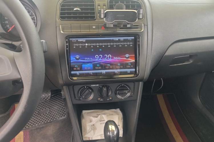 Used Volkswagen Polo 2016 1.4L Automatic Trendy Model Audio And AC Panel