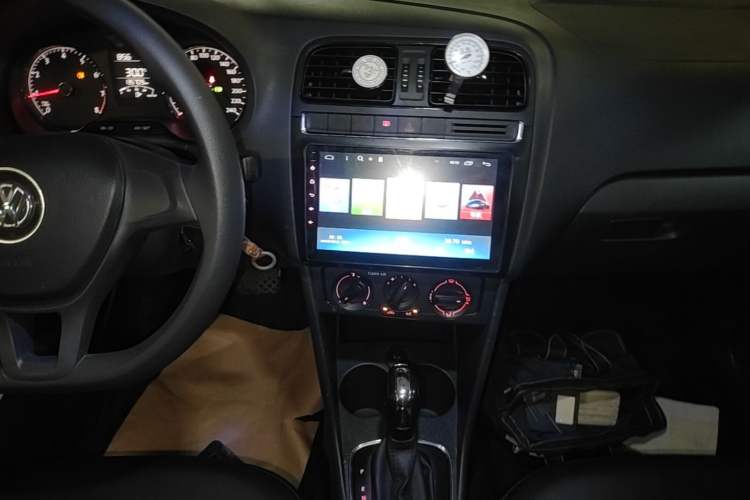 Used Volkswagen Polo 2016 1.4L Automatic Trendy Model Audio And AC Panel