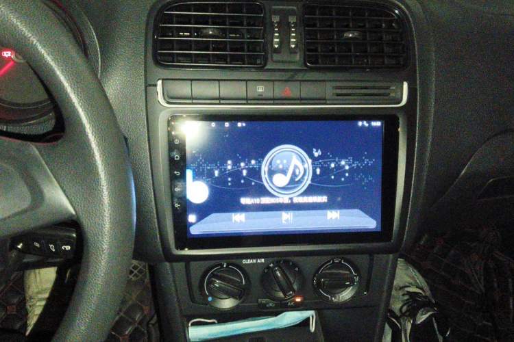 Used Volkswagen Polo 2016 1.4L Automatic Trendy Model Audio And AC Panel