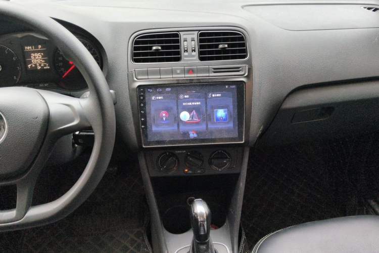 Used Volkswagen Polo 2016 1.4L Automatic Trendy Model Audio And AC Panel