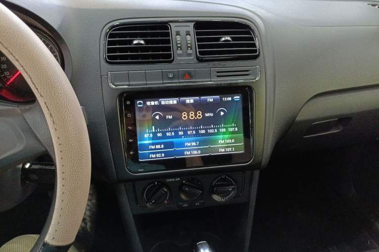Used Volkswagen Polo 2016 1.4L Automatic Trendy Model Audio And AC Panel