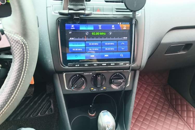 Used Volkswagen Polo 2016 1.6L Automatic Comfort Model Audio And AC Panel