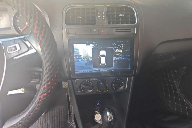 Used Volkswagen Polo 2016 1.6L Automatic Comfort Model Audio And AC Panel