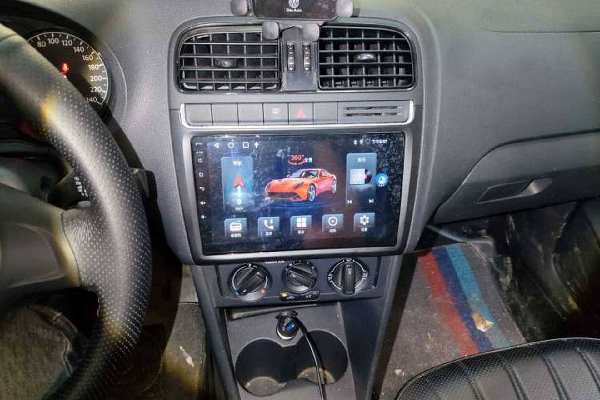 Used Volkswagen Polo 2016 1.4L Manual Fashion Model Audio And AC Panel