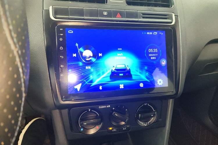 Used Volkswagen Polo 2016 1.4L Automatic Trendy Model Audio And AC Panel