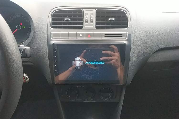 Used Volkswagen Polo 2016 1.4L Automatic Trendy Model Audio And AC Panel