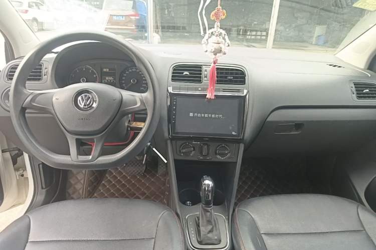 Used Volkswagen Polo 2016 1.4L Automatic Trendy Model Audio And AC Panel