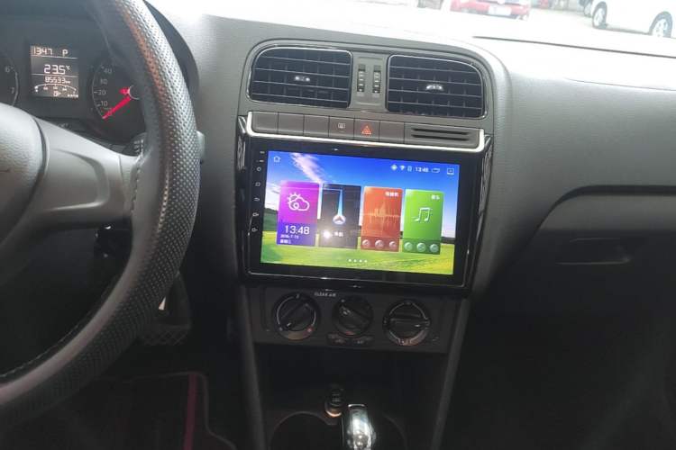Used Volkswagen Polo 2016 1.4L Automatic Trendy Model Audio And AC Panel