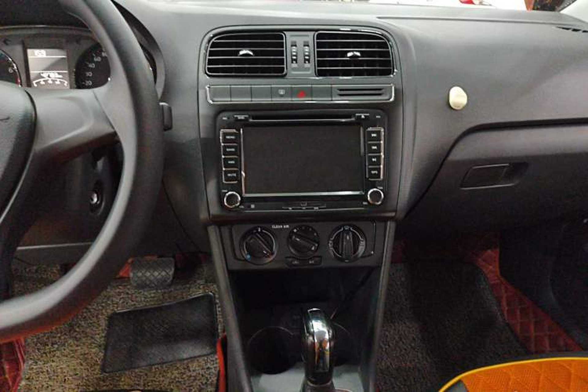 Used Volkswagen Polo 2016 1.4L Automatic Trendy Model Audio And AC Panel