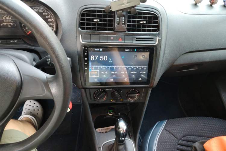 Used Volkswagen Polo 2016 1.4L Automatic Trendy Model Audio And AC Panel