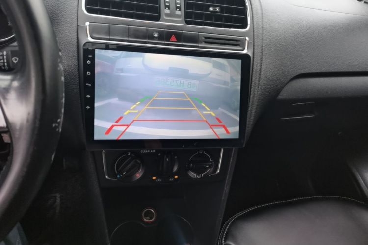 Used Volkswagen Polo 2016 1.6L Automatic Comfort Model Audio And AC Panel