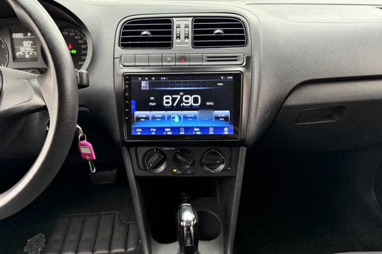 Used Volkswagen Polo 2016 1.4L Automatic Trendy Model Audio And AC Panel