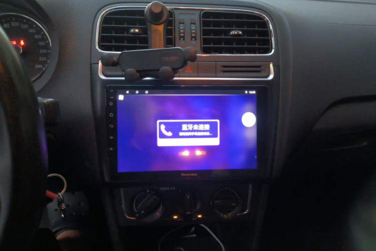 Used Volkswagen Polo 2016 1.6L Automatic Comfort Model Audio And AC Panel