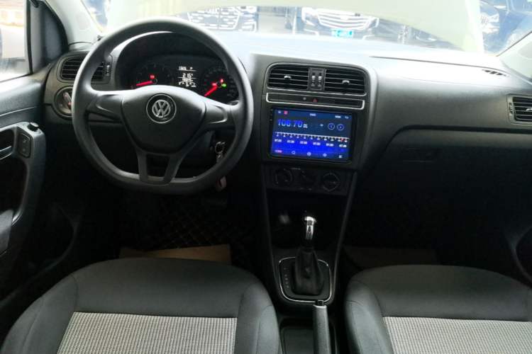 Used Volkswagen Polo 2016 1.4L Automatic Trendy Model Center Console
