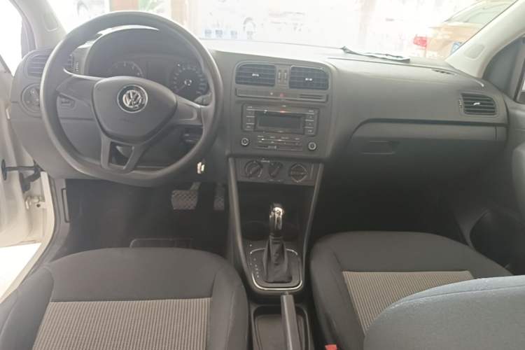 Used Volkswagen Polo 2016 1.4L Automatic Trendy Model Center Console