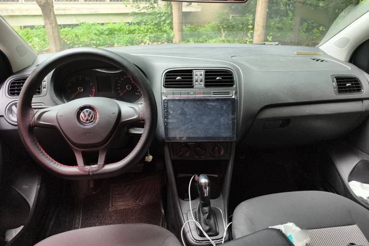 Used Volkswagen Polo 2016 1.4L Automatic Trendy Model Center Console