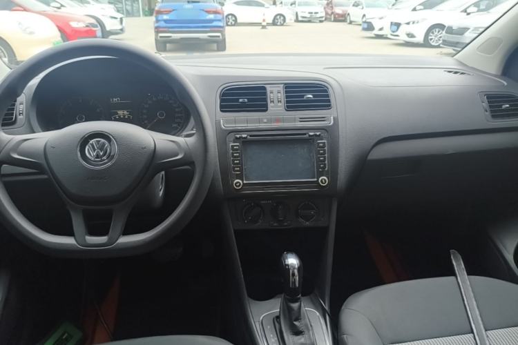 Used Volkswagen Polo 2016 1.4L Automatic Trendy Model Center Console