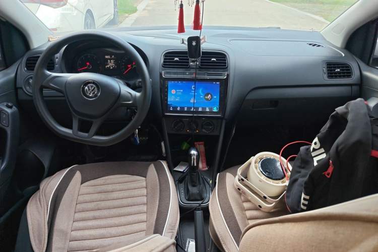 Used Volkswagen Polo 2016 1.4L Automatic Trendy Model Center Console