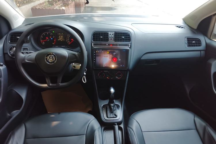 Used Volkswagen Polo 2016 1.4L Automatic Trendy Model Center Console