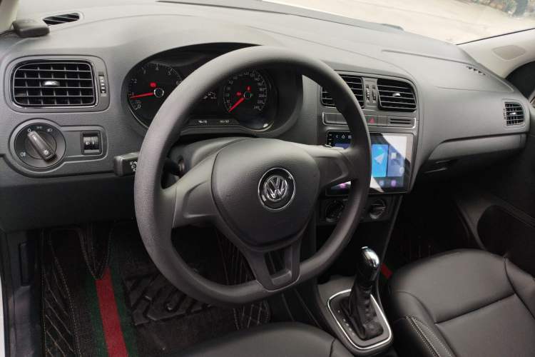 Used Volkswagen Polo 2016 1.4L Automatic Trendy Model Center Console