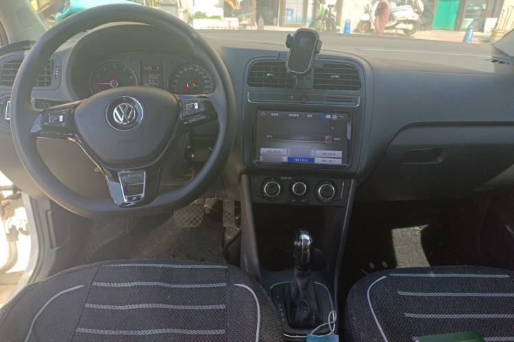 Used Volkswagen Polo 2016 1.4L Automatic Trendy Model Center Console