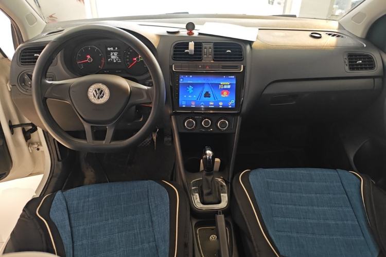 Used Volkswagen Polo 2016 1.4L Automatic Trendy Model Center Console