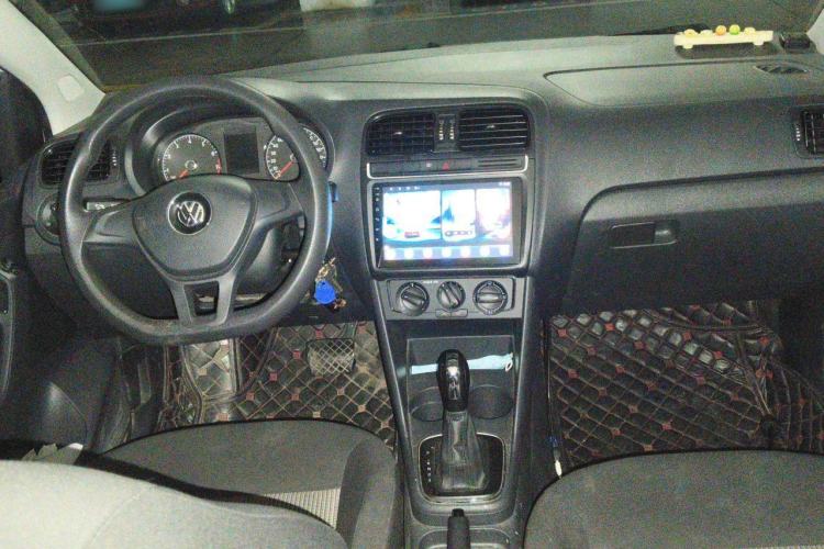 Used Volkswagen Polo 2016 1.4L Automatic Trendy Model Center Console