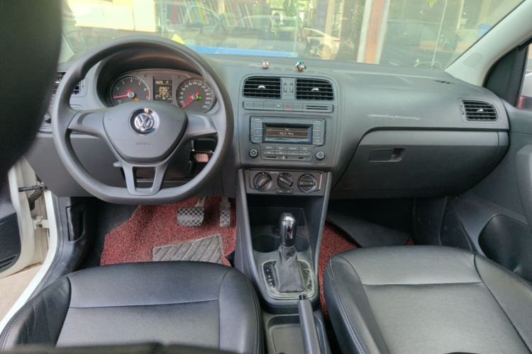 Used Volkswagen Polo 2016 1.4L Automatic Trendy Model Center Console