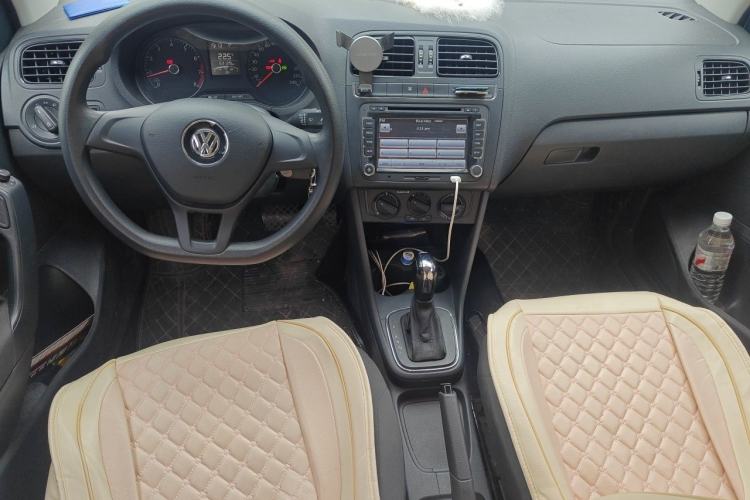Used Volkswagen Polo 2016 1.4L Automatic Trendy Model Center Console