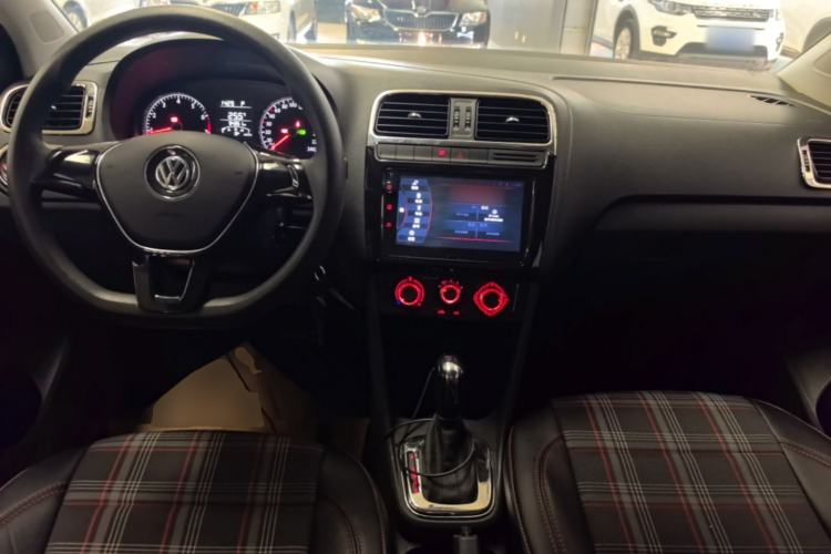 Used Volkswagen Polo 2016 1.4L Automatic Trendy Model Center Console