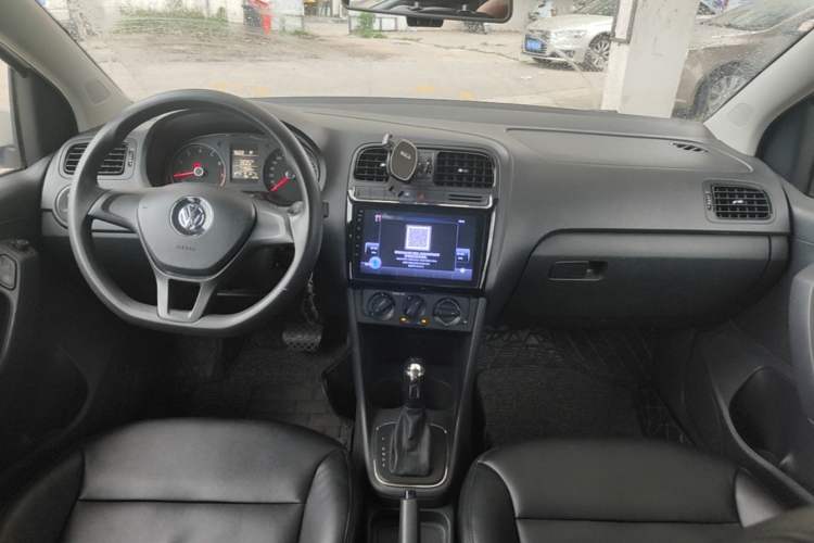 Used Volkswagen Polo 2016 1.4L Automatic Trendy Model Center Console