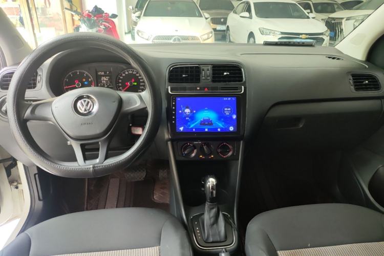 Used Volkswagen Polo 2016 1.4L Automatic Trendy Model Center Console