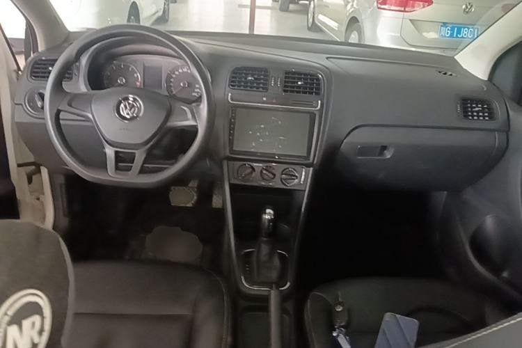 Used Volkswagen Polo 2016 1.4L Automatic Trendy Model Center Console