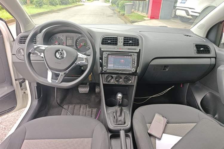 Used Volkswagen Polo 2016 1.4L Automatic Trendy Model Center Console